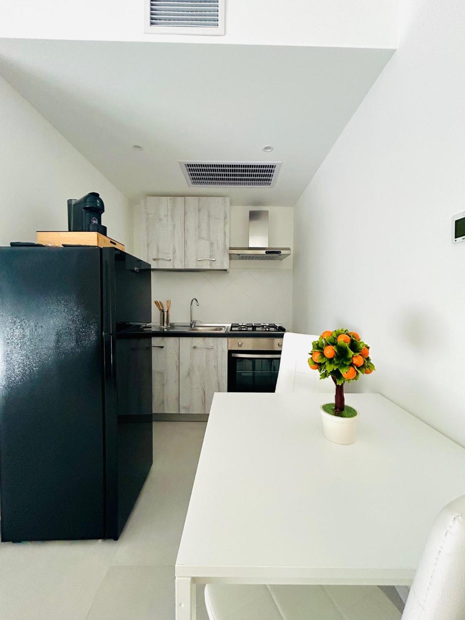 Aqua Marine B&B - Rooms And Apartments ミラッツォ エクステリア 写真