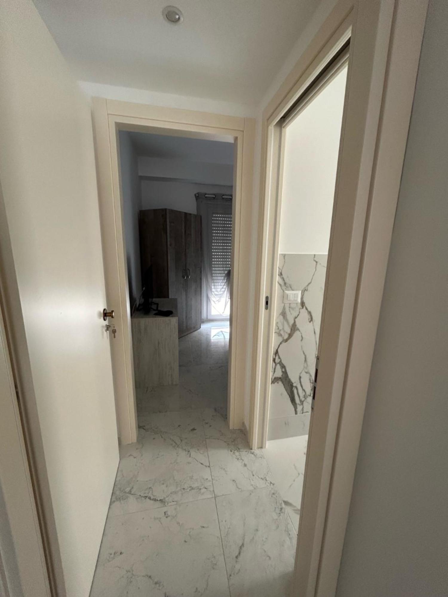 Aqua Marine B&B - Rooms And Apartments ミラッツォ エクステリア 写真