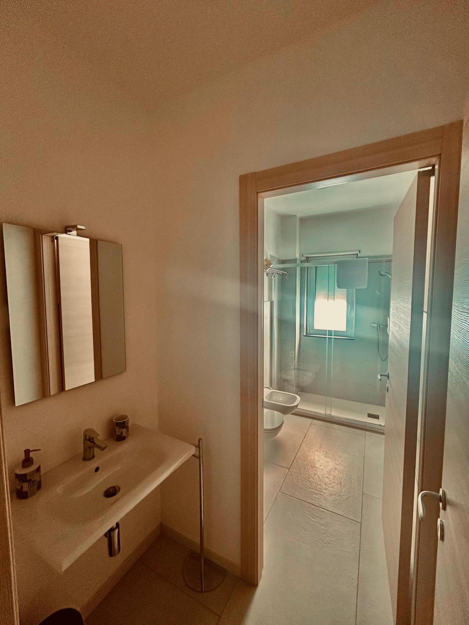 Aqua Marine B&B - Rooms And Apartments ミラッツォ エクステリア 写真