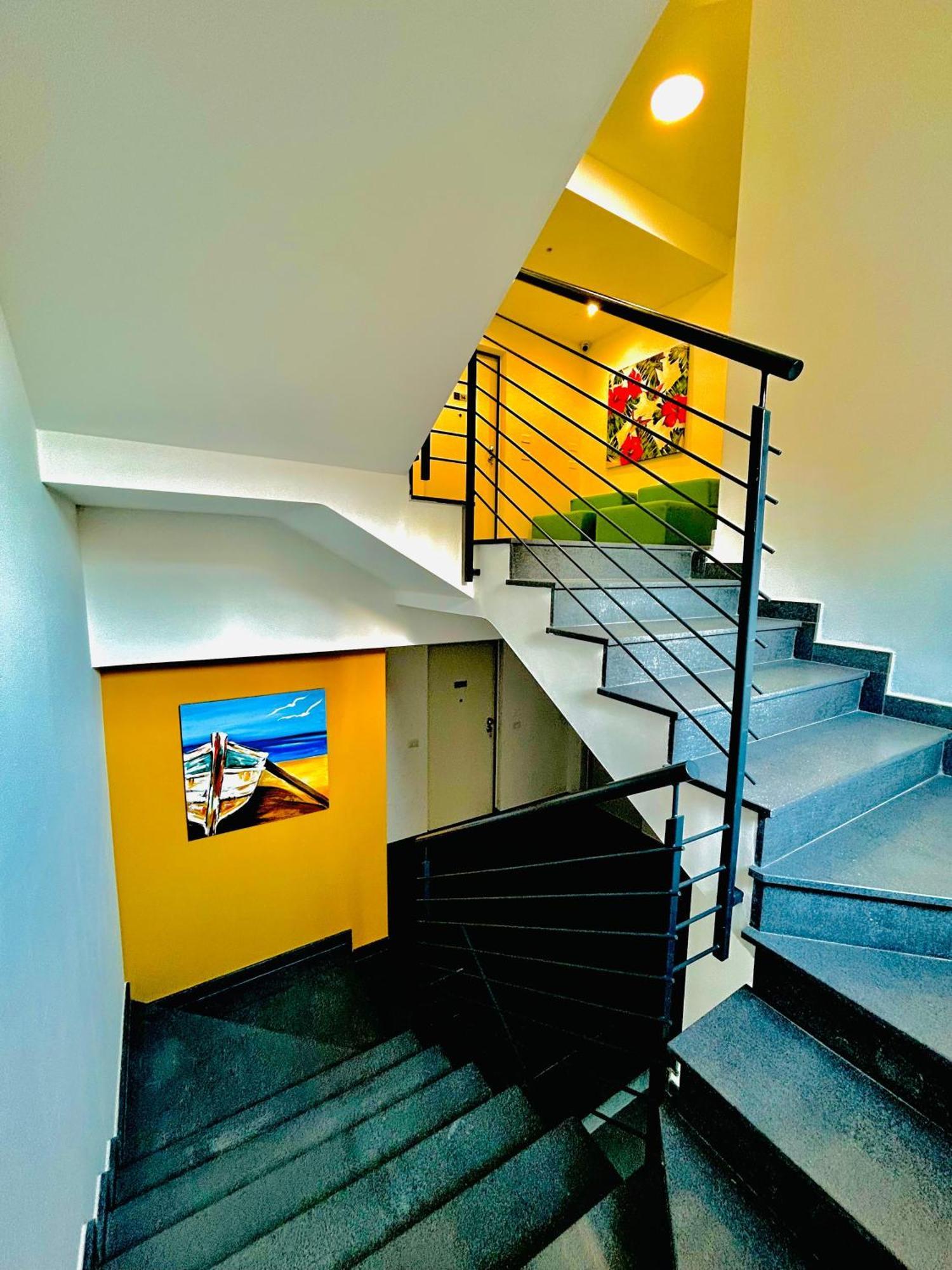 Aqua Marine B&B - Rooms And Apartments ミラッツォ エクステリア 写真